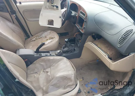 1999 Saab 9-3 Se from USA, damaged, VIN YS3DF55NXX2008146